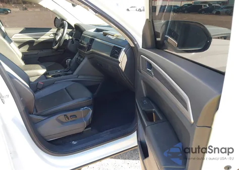 2021 Volkswagen Atlas 3.6L V6 Sel z USA, uszkodzony, nr VIN 1V2ER2CA8MC534474